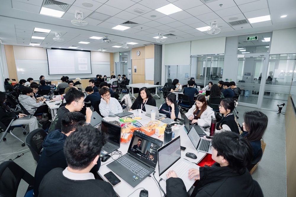 20-1779253248-gan-450-doi-thi-tu-khap-chau-a-dang-ky-tham-gia-asian-hackathon-for-green-future-2026