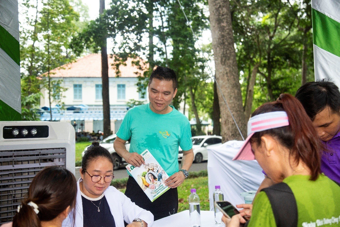 26-1779762661-herbalife-viet-nam-dong-hanh-to-chuc-ngay-dinh-duong-cong-dong-viet-nam-lan-thu-6-tai-tphcm