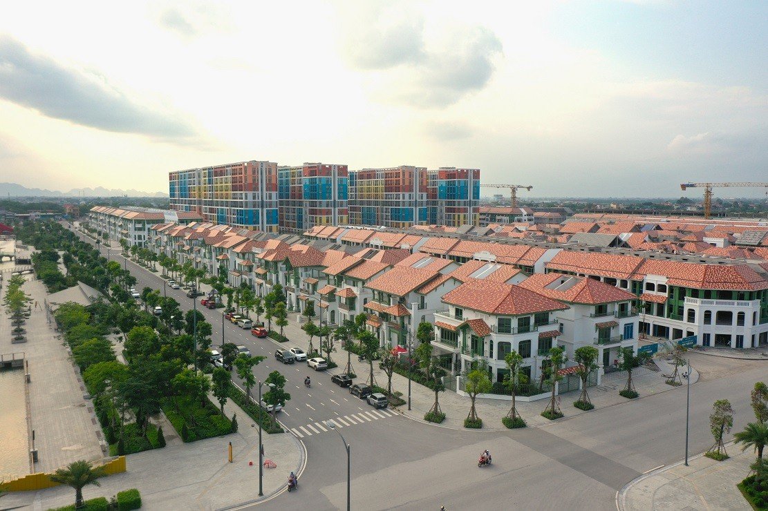 02-1780401815-nha-pho-sun-urban-city-chuan-bi-ban-giao-huong-loc-tu-dai-lo-le-hoi-dong-nghit-khach