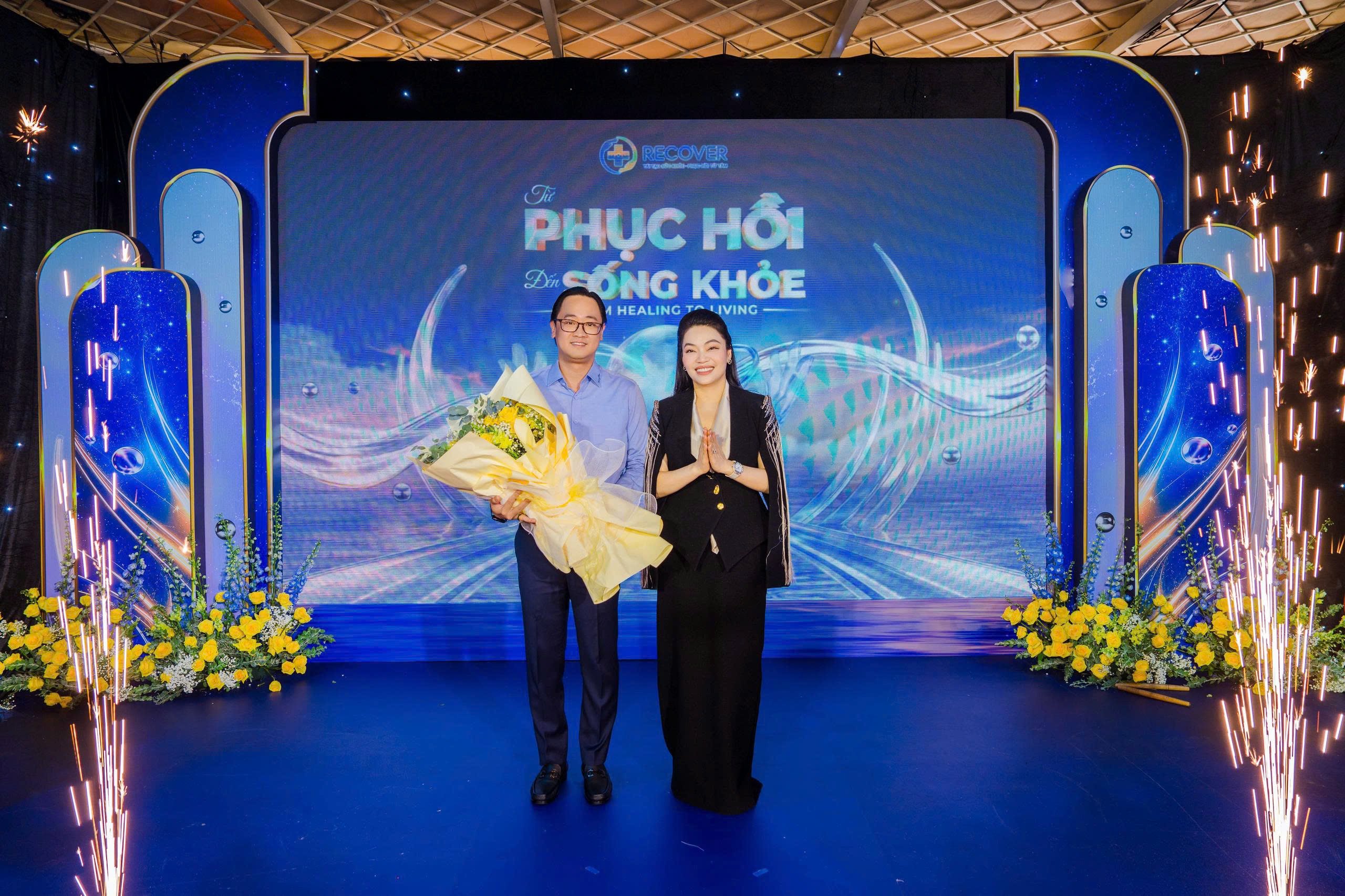 08-1780882899-khai-truong-mo-hinh-cham-soc-suc-khoe-va-phuc-hoi-chuyen-sau-toan-dien-tai-tphcm