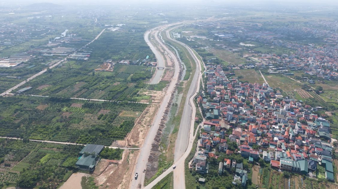 25-1782347490-tu-vanh-dai-4-den-san-bay-quang-tri-cach-tt-group-cua-bau-hien-di-duong-dai-voi-cac-dai-du-an-ppp