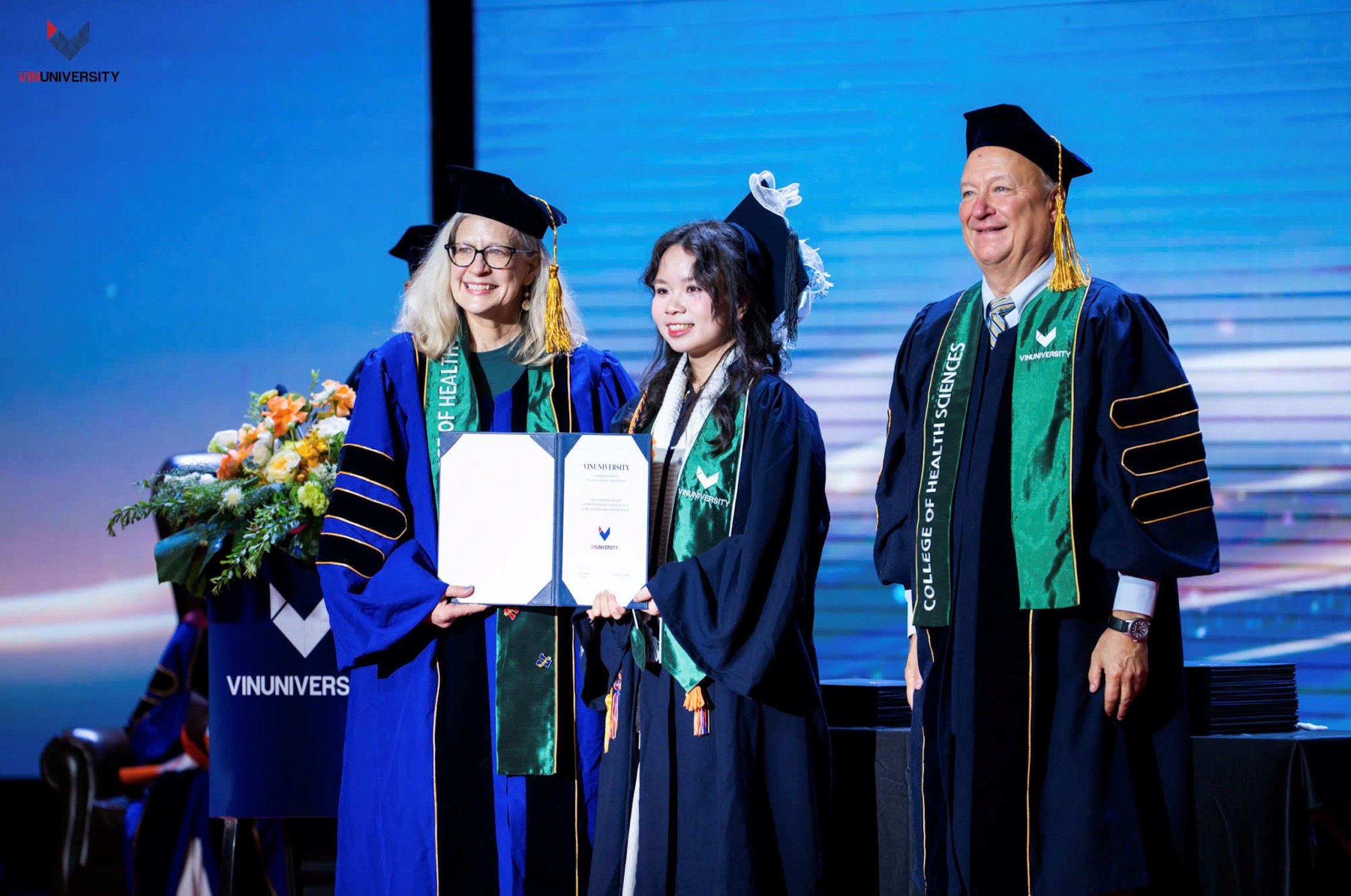 02-1782978246-tu-lam-sang-den-ai-cach-vinuni-dao-tao-bac-si-tuong-lai
