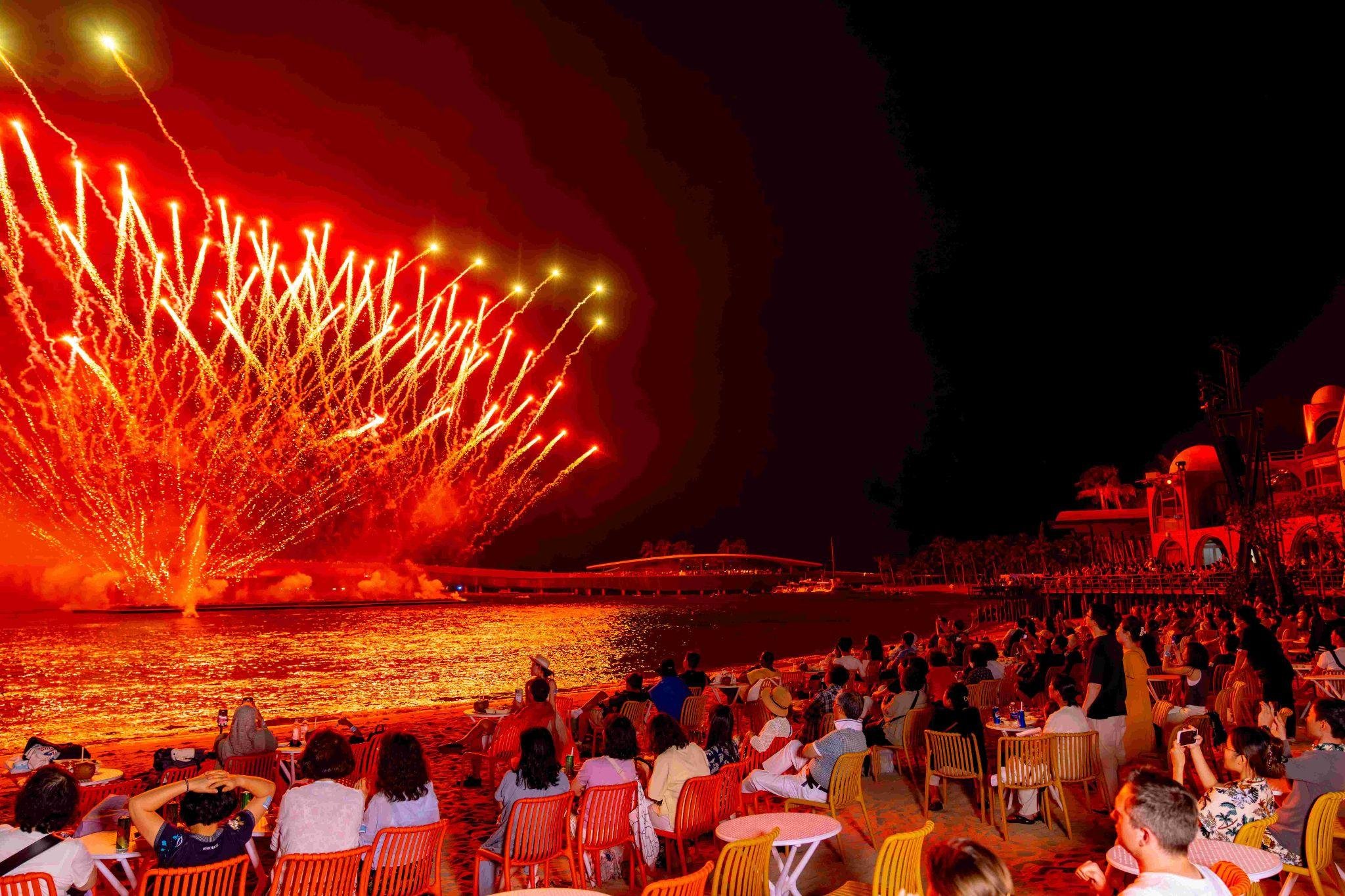 san-khau-mat-nuoc-73ha-tai-festival-island-charmora-city-noi-khoi-nguon-cua-van-nhip-dap-thuong-mai