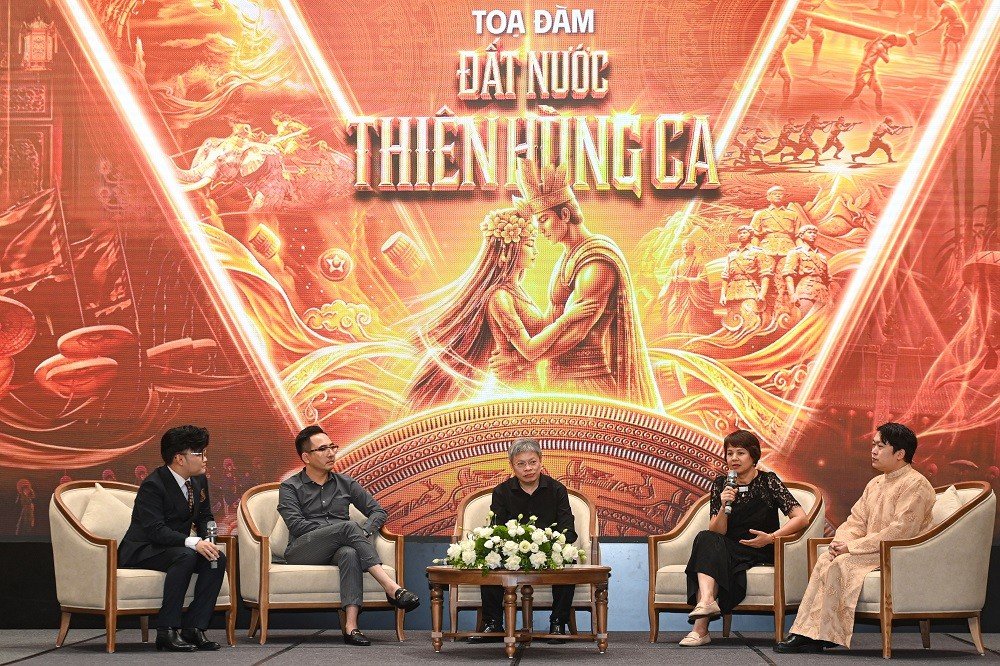 06-1783307363-gioi-chuyen-mon-tram-tro-voi-dai-su-thi-san-khau-dam-dac-chat-viet-dat-nuoc-thien-hung-ca