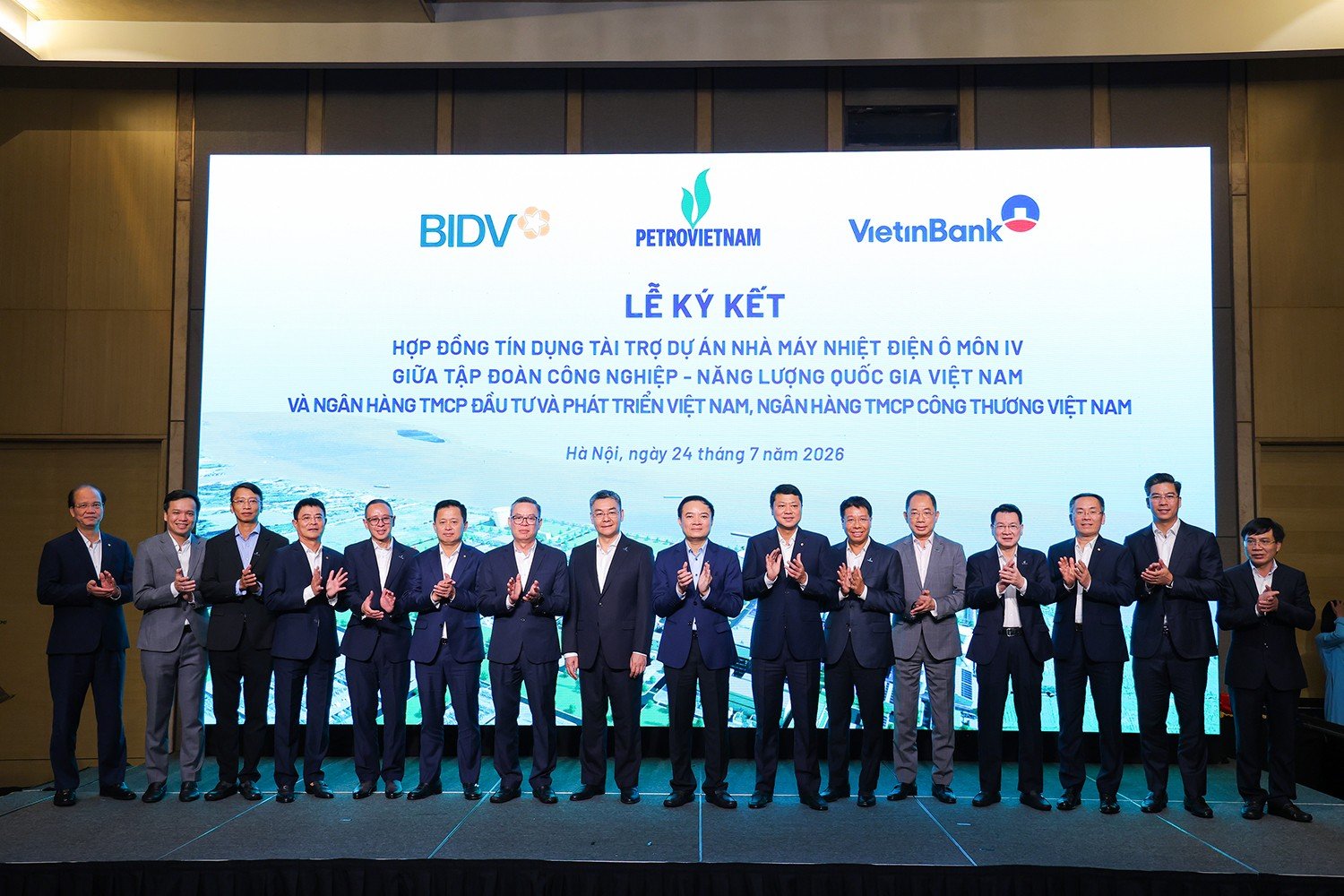 24-1784877308-petrovietnam-ky-ket-hop-dong-tin-dung-7300-ty-dong-cho-du-an-nha-may-nhiet-dien-o-mon-iv