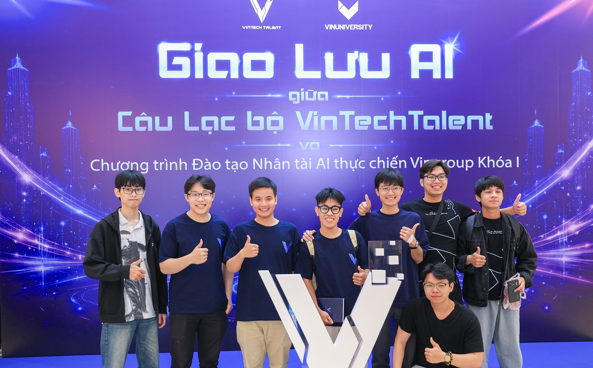 28-1785207405-vingroup-tang-toc-dao-tao-20000-nhan-tai-ai-thuc-chien