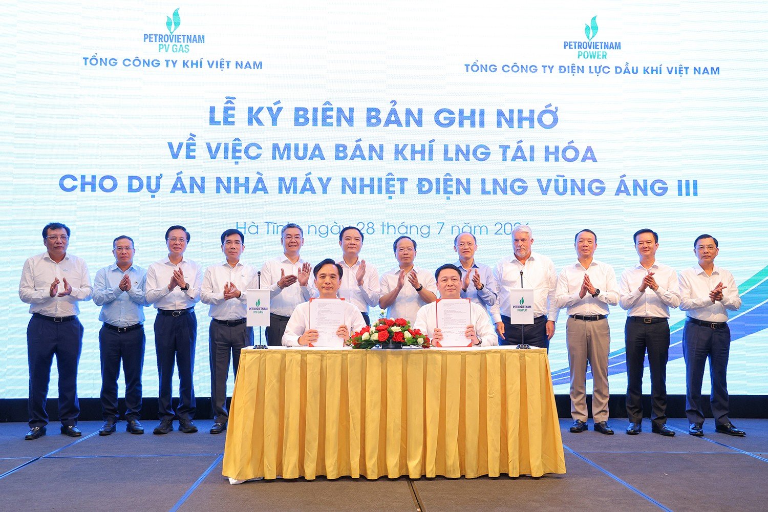 29-1785291868-petrovietnam-ha-tinh-cong-huong-nguon-luc-kien-tao-cuc-tang-truong-moi