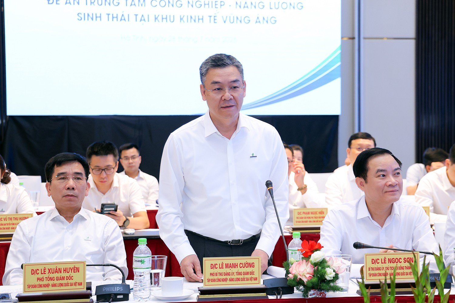 29-1785292090-petrovietnam-ha-tinh-cong-huong-nguon-luc-kien-tao-cuc-tang-truong-moi