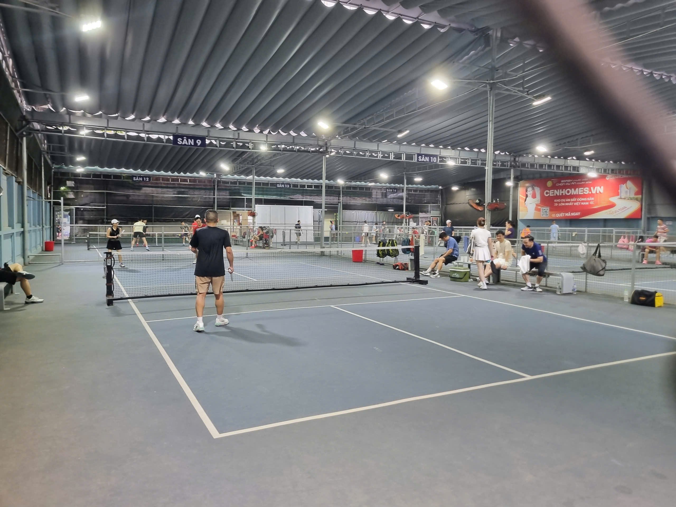 04-1785802794-phuong-lang-ha-noi-he-thong-san-pickleball-quy-mo-do-so-tren-dat-hop-tac-xa-thuong-mai-lang-ha