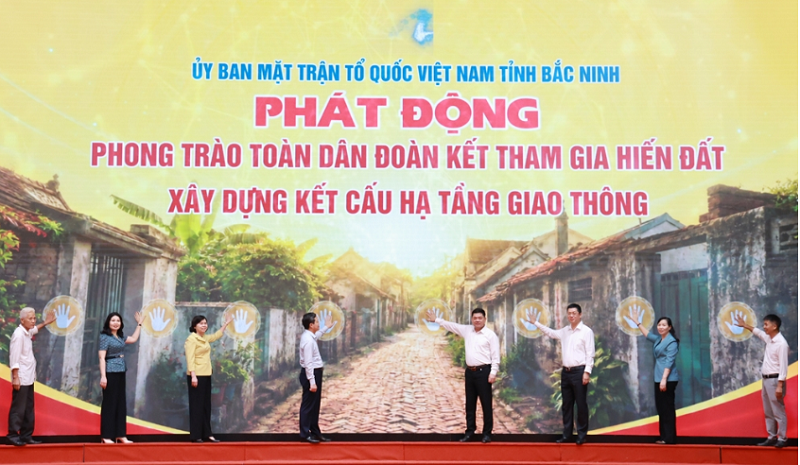 17-1786959502-bac-ninh-hon-2000-ho-dan-tu-nguyen-hien-gan-102ha-dat-cho-du-an-giao-thong