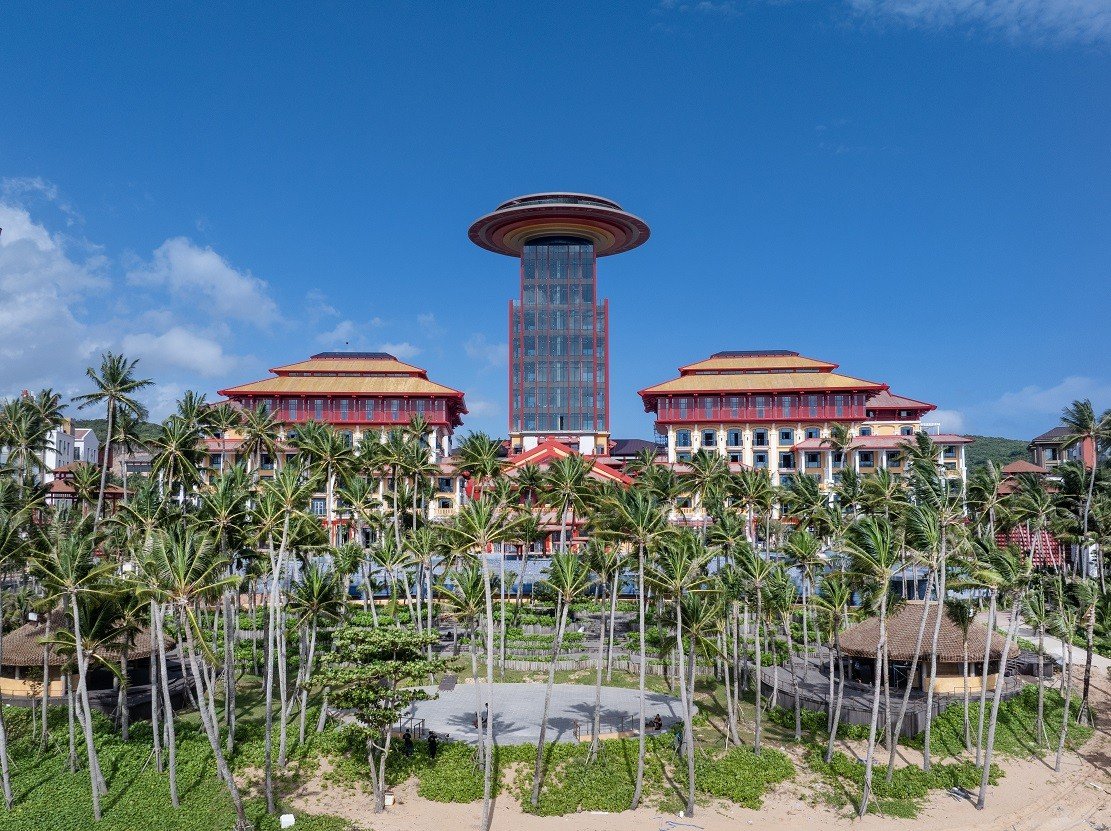 18-1787057706-rixos-phu-quoc-dan-lo-dien-dau-an-cung-dinh-hue-giua-thien-duong-bien-hon-thom