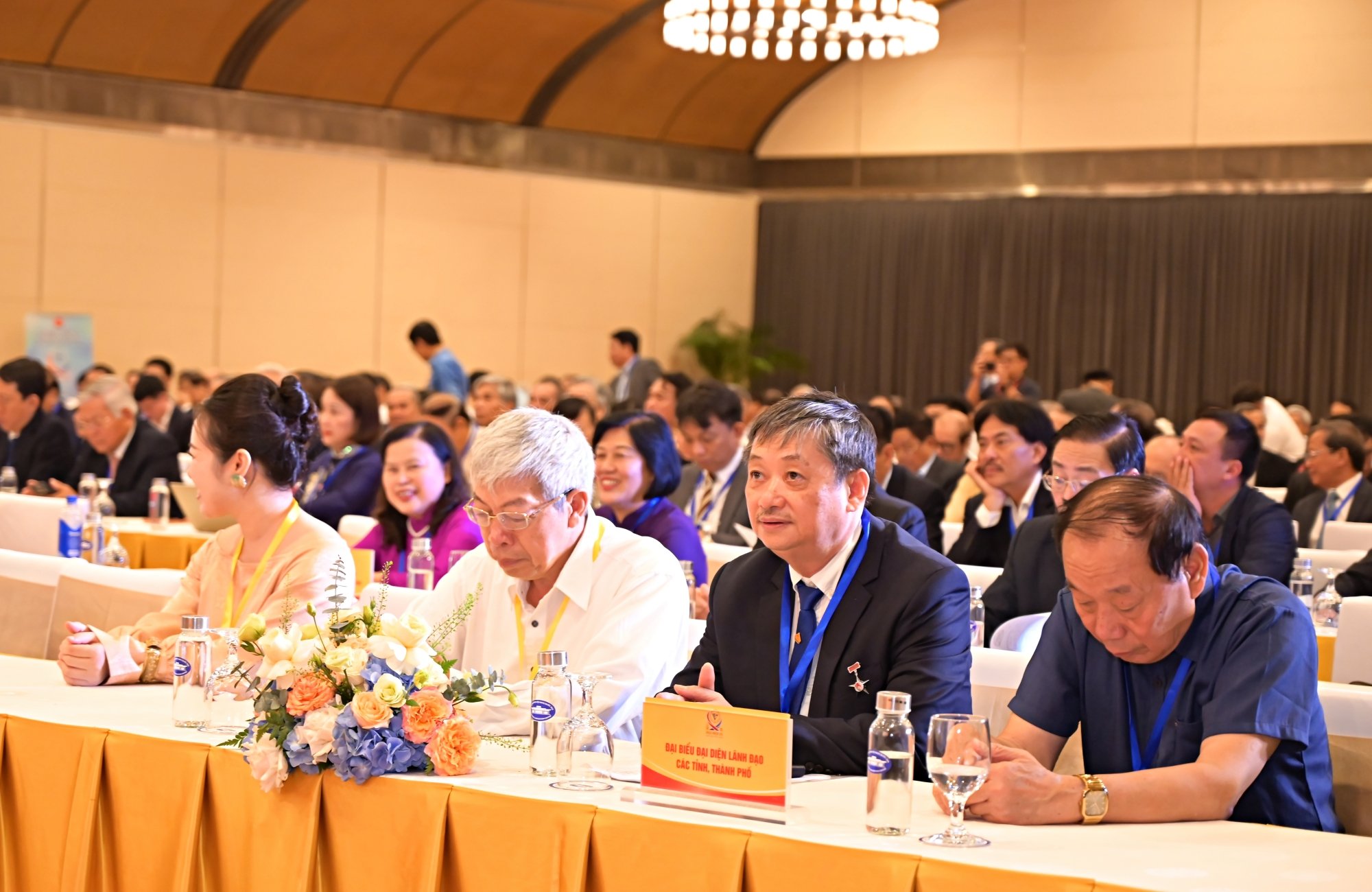 27-1787842208-tong-hoi-xay-dung-viet-nam-nhan-bang-khen-cua-thu-tuong-chinh-phu-va-co-thi-dua-xuat-sac-tai-dai-hoi-ix-lien-hiep-hoi-viet-nam