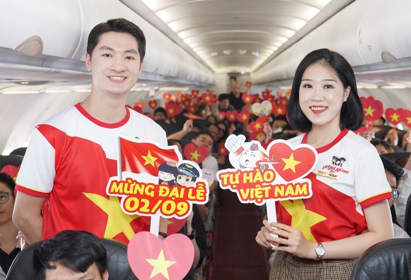 27-1787843589-san-bay-nhon-nhip-truoc-them-quoc-khanh-vietjet-san-sang-moi-nguon-luc-cho-cao-diem