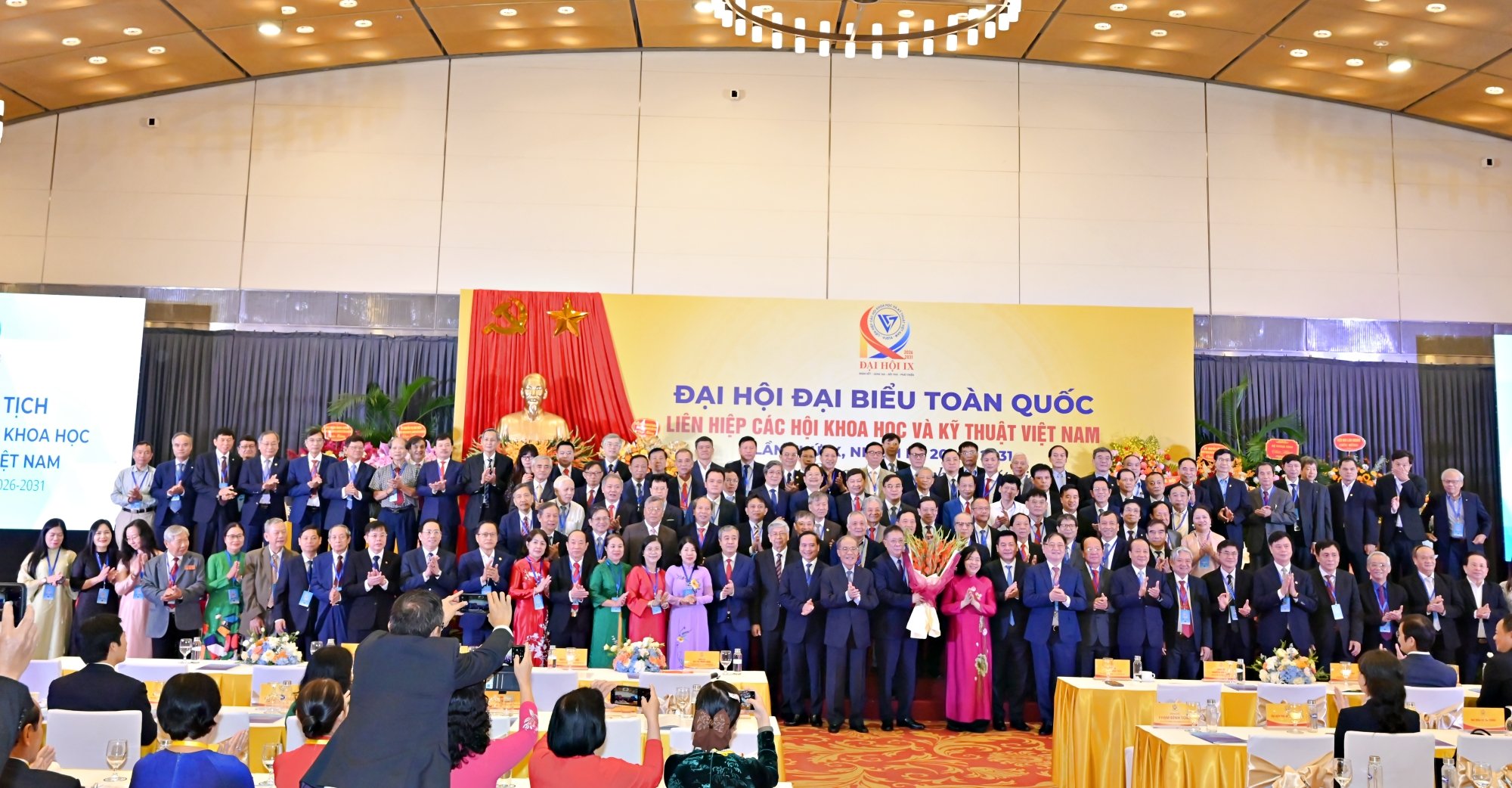 28-1787894501-dai-hoi-ix-lien-hiep-hoi-viet-nam-phat-huy-tri-tue-doi-ngu-khoa-hoc-tao-dong-luc-phat-trien-moi