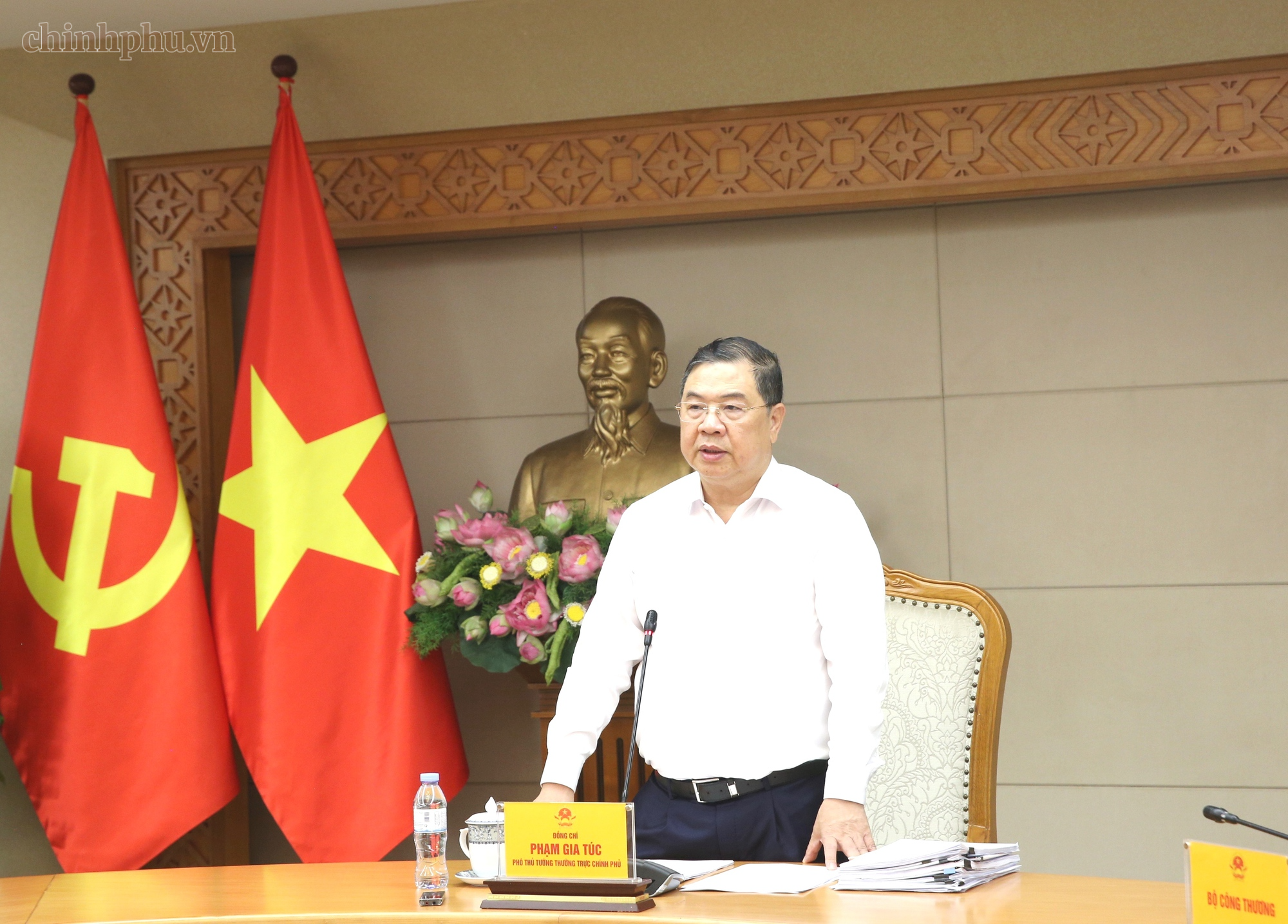 29-1787967118-ra-soat-tien-do-cac-du-an-dien-trong-diem-khong-de-thieu-dien-giai-doan-2028-2030