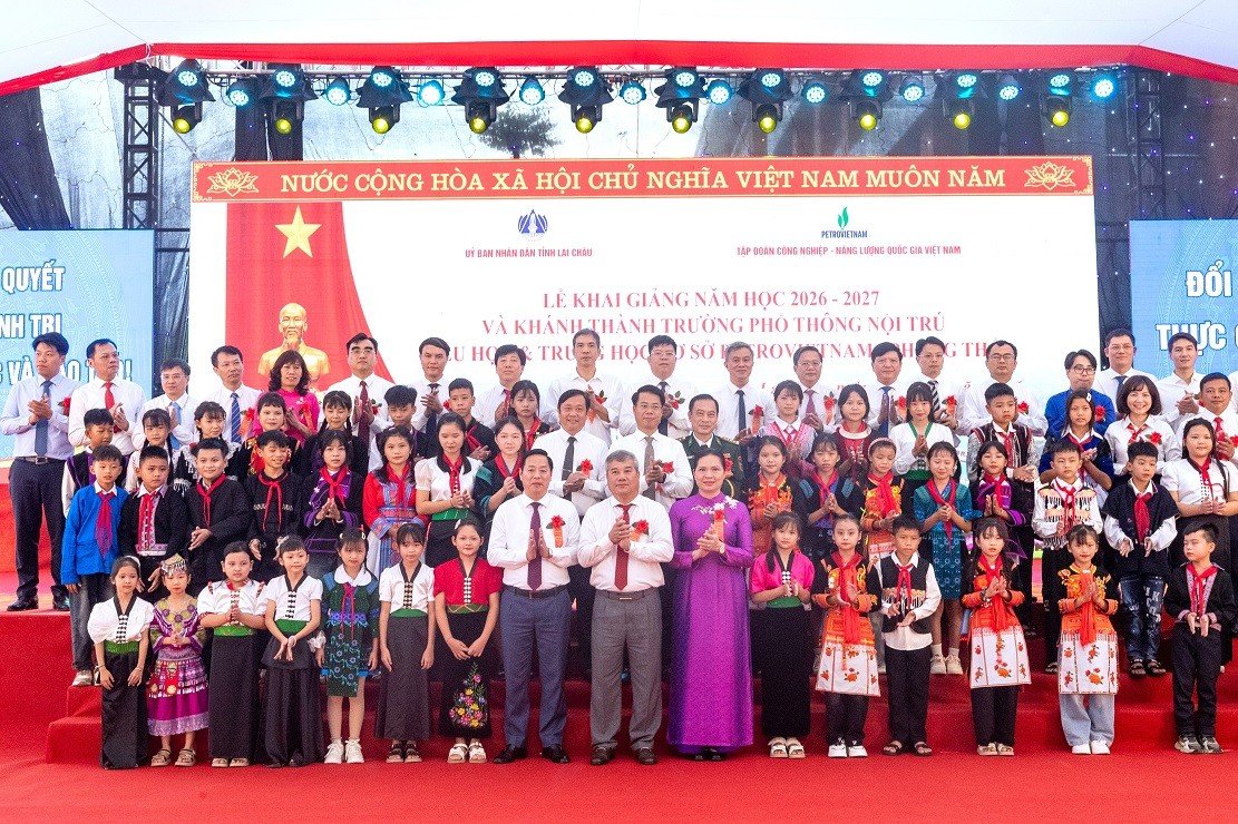 06-1788681639-khanh-thanh-truong-pho-thong-noi-tru-tieu-hoc-va-trung-hoc-co-so-petrovietnam-phong-tho-lai-chau