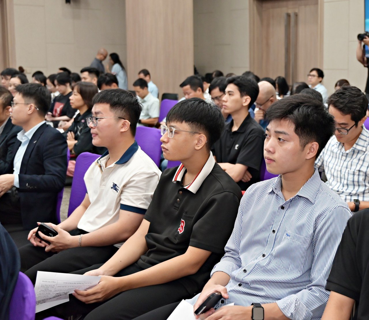 15-1789448832-hoi-thao-khoa-hoc-va-cong-nghe-voi-chu-de-cong-nghe-xay-dung-cau-viet-nam-hanh-trinh-lam-chu-va-phat-trien