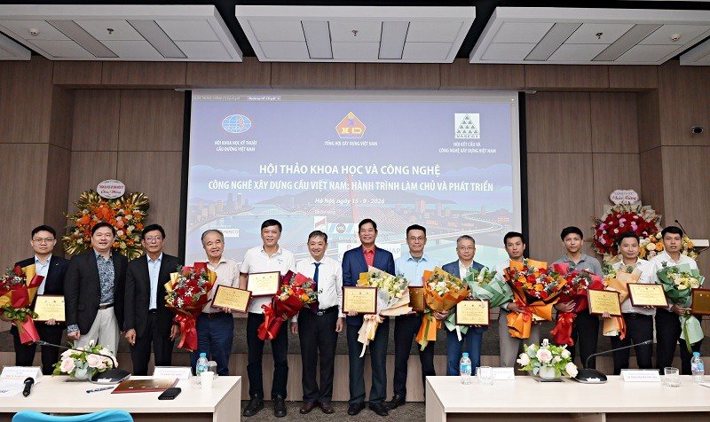 17-1789612889-nhung-hinh-anh-an-tuong-tai-hoi-thao-cong-nghe-xay-dung-cau-viet-nam-hanh-trinh-lam-chu-va-phat-trien