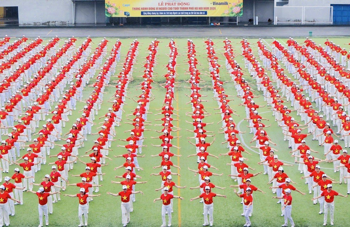 18-1789720556-vinamilk-mang-giai-phap-dinh-duong-va-cham-soc-suc-khoe-den-nguoi-cao-tuoi-thu-do