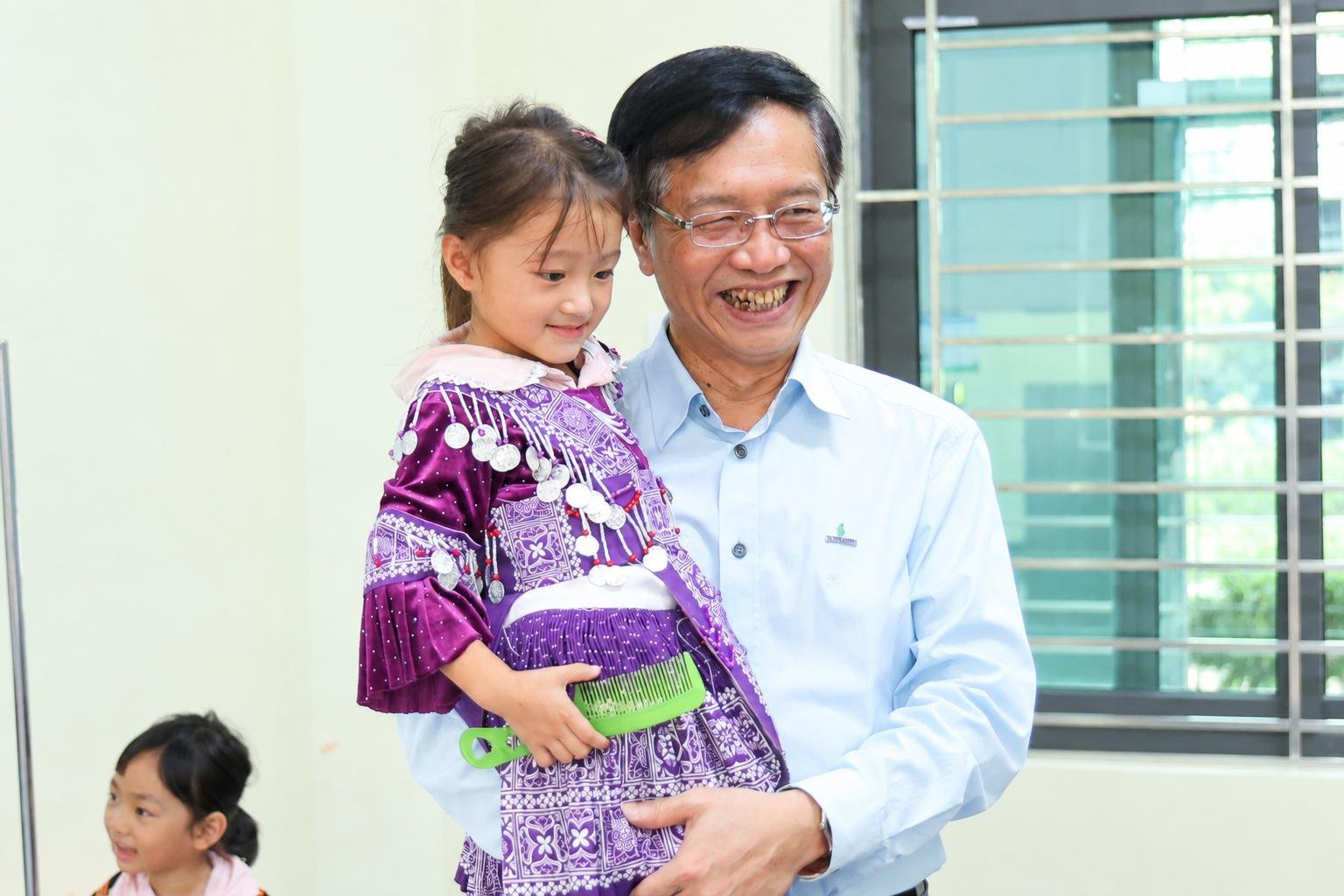 26-1790390362-trung-thu-dau-tien-duoi-mai-truong-petrovietnam-thap-sang-niem-tin-noi-bien-cuong