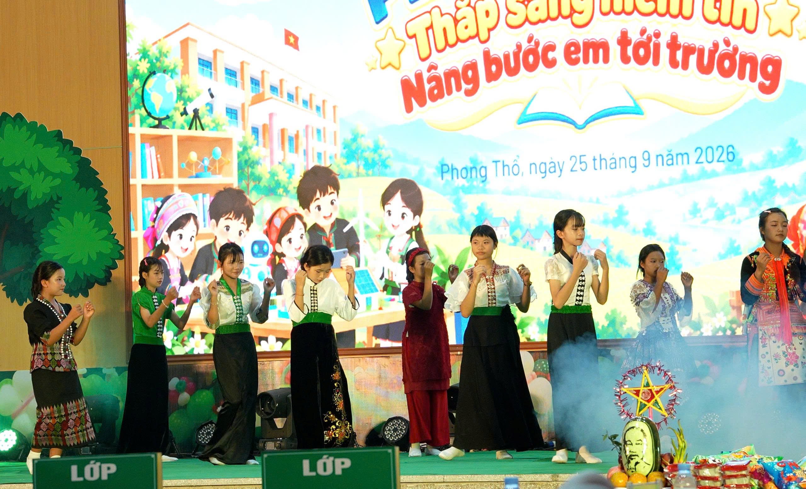 26-1790390583-trung-thu-dau-tien-duoi-mai-truong-petrovietnam-thap-sang-niem-tin-noi-bien-cuong