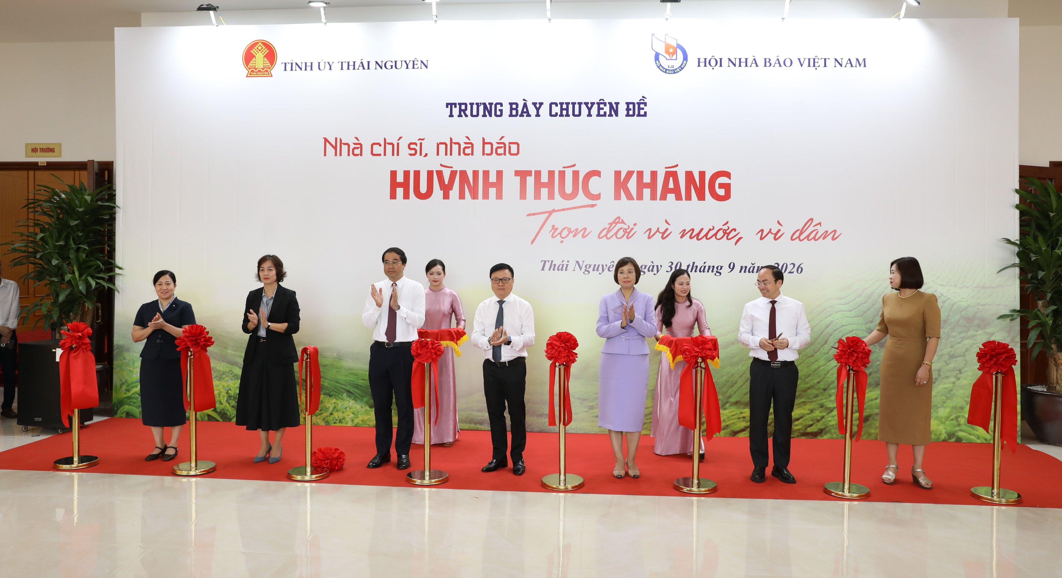 30-1790751470-thai-nguyen-de-di-san-huynh-thuc-khang-lan-toa