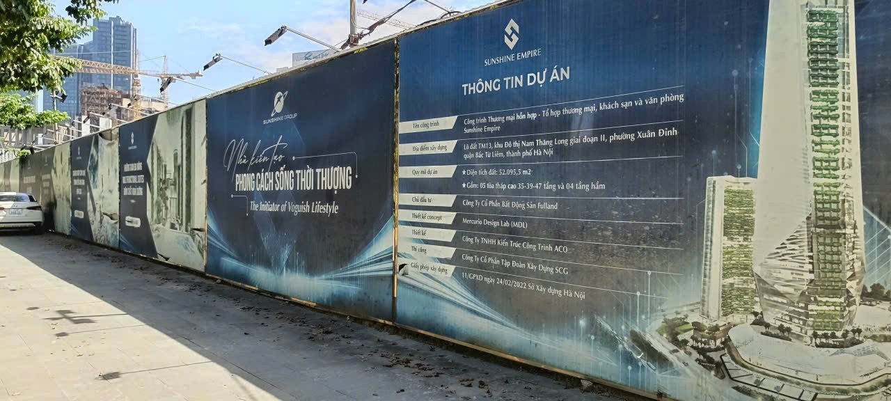 30-1790753847-can-canh-sieu-du-an-cham-tien-do-cua-sunshine-tren-dat-vang-ha-noi