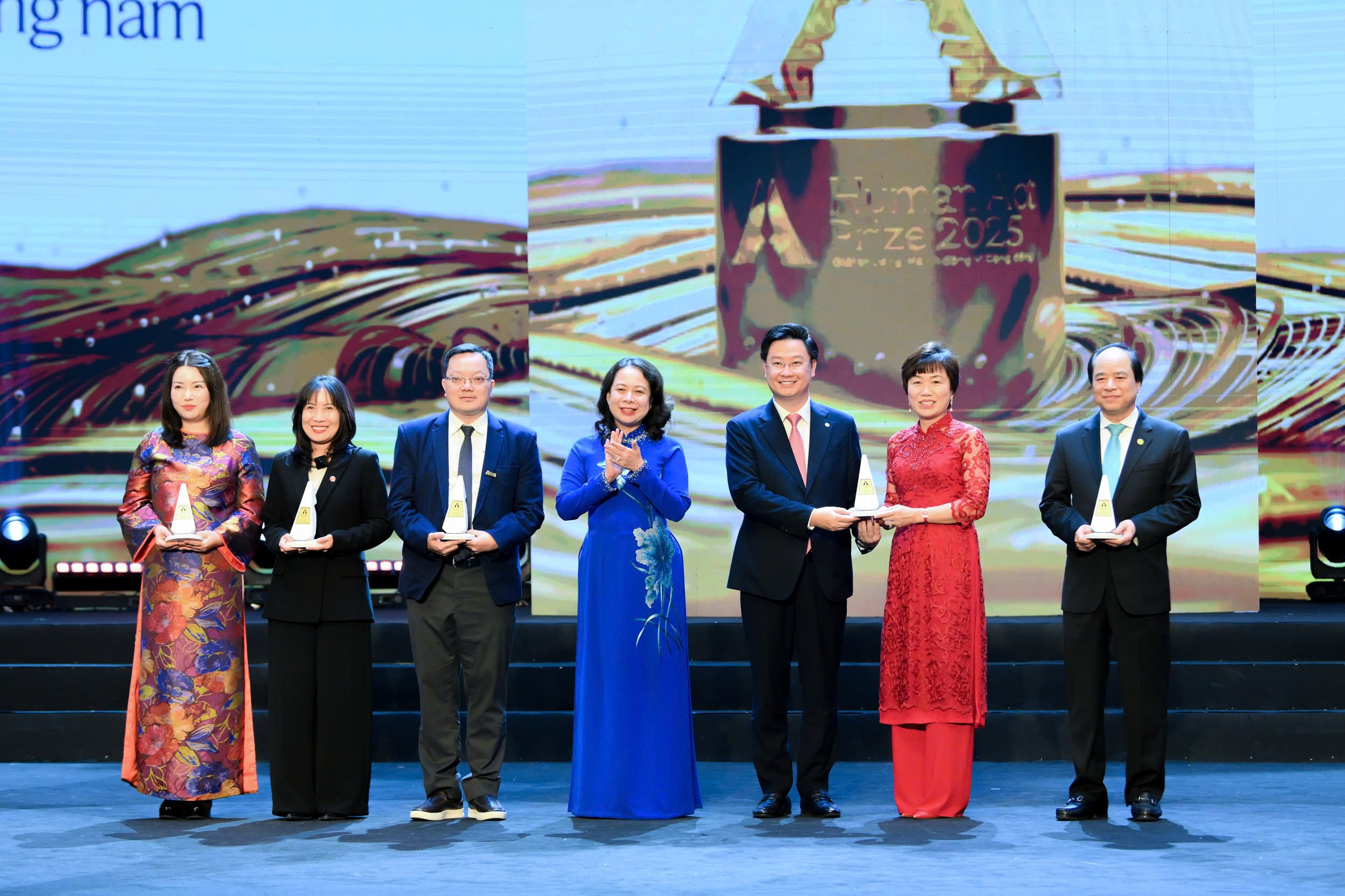 07-1791346867-20-nam-hoat-dong-hon-10-trieu-nguoi-nhan-ho-tro-hon-46000-ty-dong-tai-tro-va-cach-lam-la-cua-quy-tu-thien-kin-tieng-nhat-viet-nam