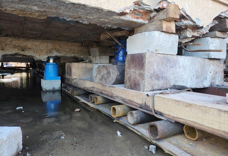 08-1791434458-hanh-trinh-dua-biet-thu-4-tang-nang-tram-tan-di-400m-de-lam-duong-ket-noi-san-bay-gia-binh