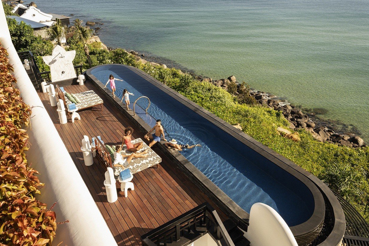 08-1791447549-conde-nast-traveler-vinh-danh-intercontinental-danang-la-khu-nghi-duong-tot-nhat-chau-a-nam-2026