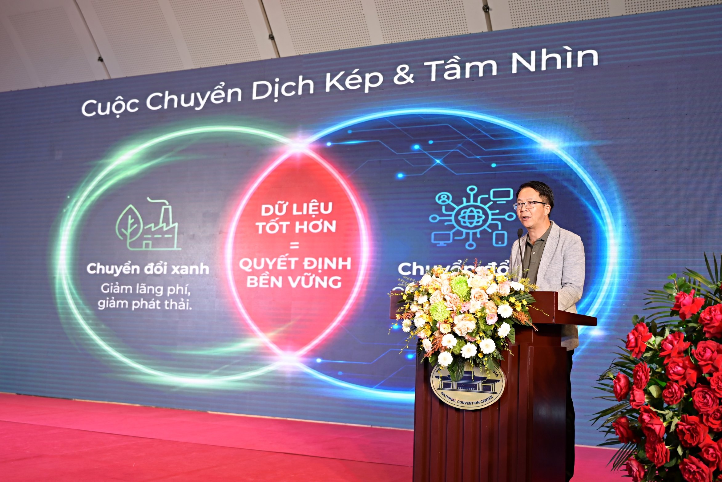10-1791630353-de-xuat-chuyen-doi-mo-hinh-tu-van-xay-dung-lay-du-lieu-lam-tai-san-chien-luoc