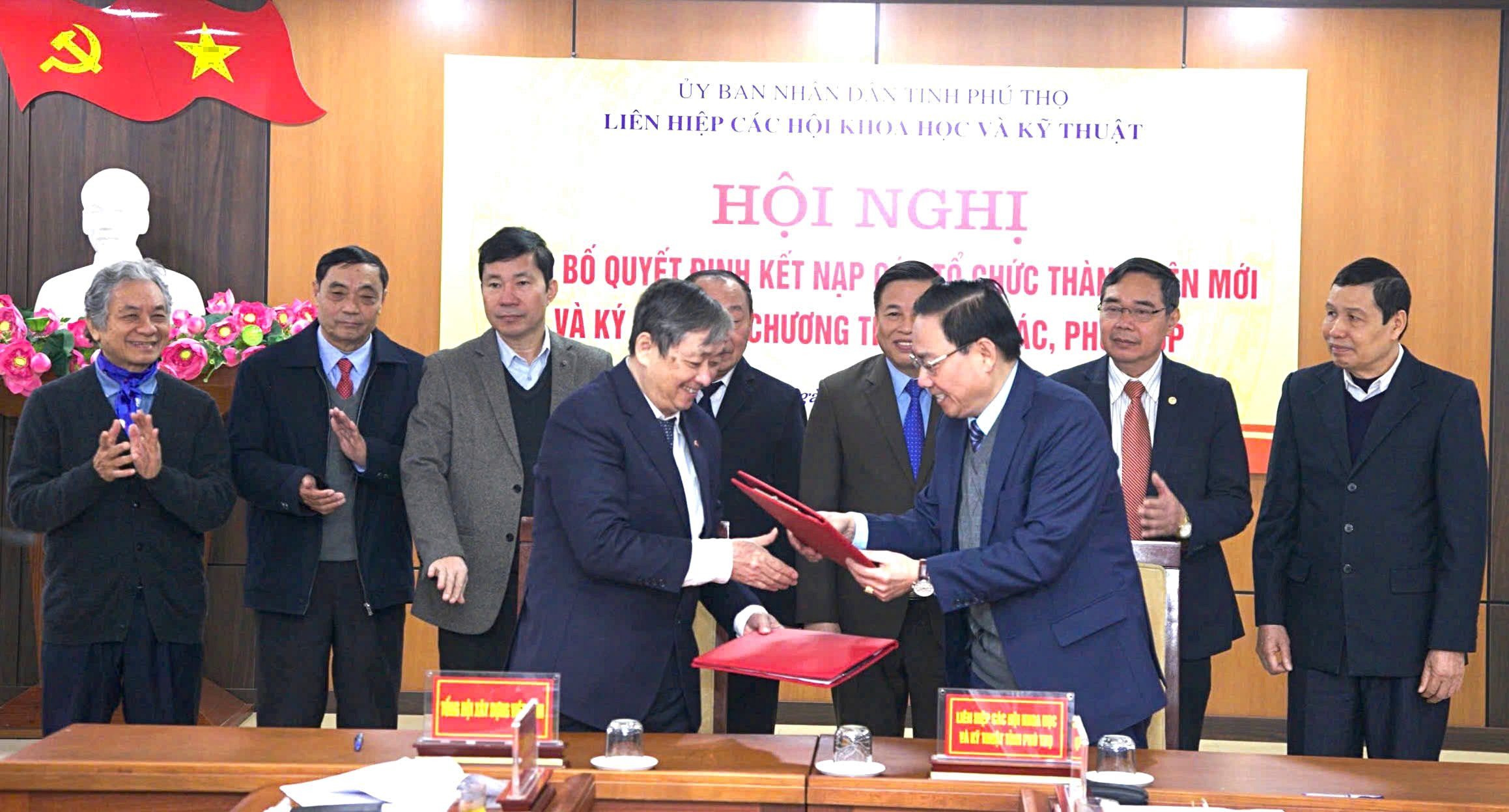 14-1791953681-tong-hoi-xay-dung-viet-nam-va-lien-hiep-hoi-phu-tho-tang-cuong-hop-tac-chuyen-mon