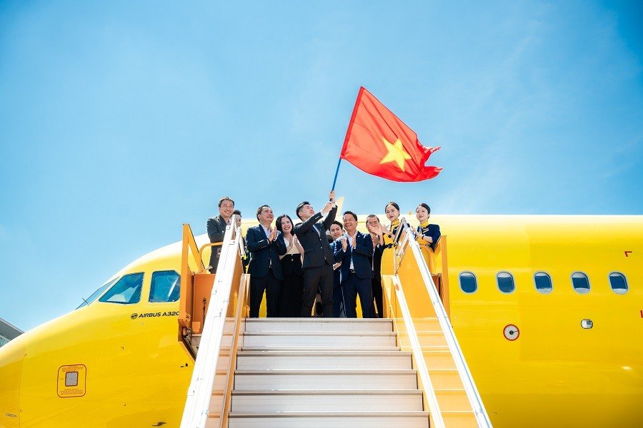 14-1791962088-pho-chu-tich-tt-group-do-vinh-quang-duoc-vinh-danh-doanh-nhan-viet-nam-tieu-bieu-cup-thanh-giong-2026