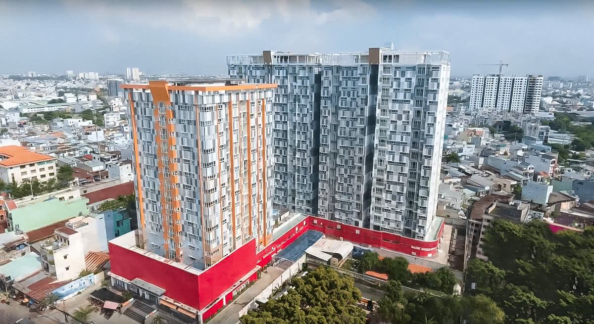 14-1791966606-cu-dan-ct-homes-o-hien-gap-lanh