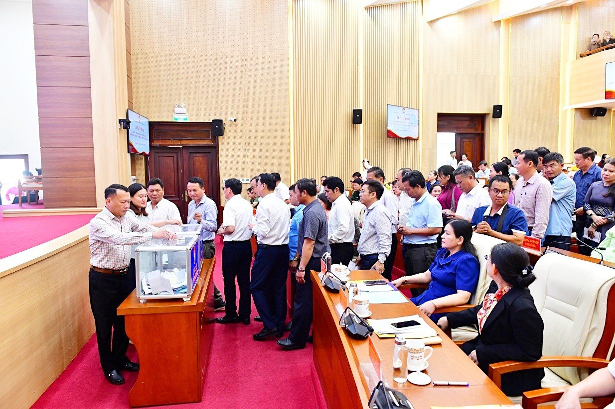 16-1792121001-bsr-ung-ho-10-ty-dong-cho-quy-vi-nguoi-ngheo-tinh-quang-ngai