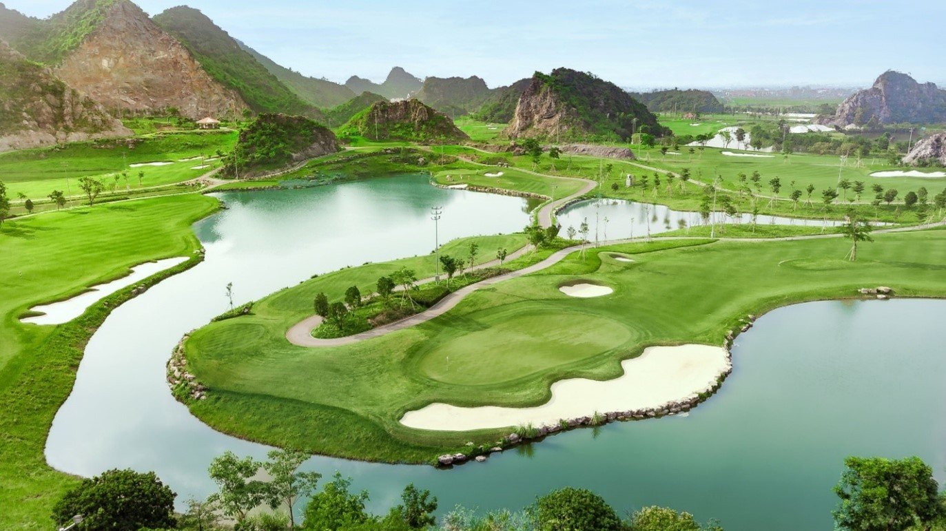 19-1792403910-legend-valley-country-club-hoan-thien-36-ho-gon-tieu-chuan-quoc-te-ghi-dau-san-gon-thu-10-cua-brg-golf