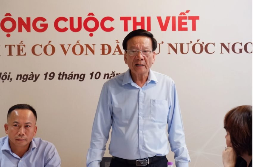 20-1792469825-tap-chi-nha-dau-tu-phat-dong-cuoc-thi-viet-phat-trien-kinh-te-co-von-dau-tu-nuoc-ngoai
