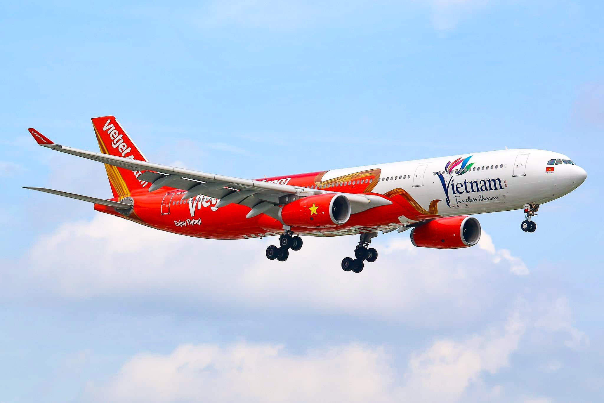 23-1792743280-vietjet-va-satair-trao-thoa-thuan-chien-luoc-phat-trien-chuoi-cung-ung-hang-khong-tai-vietnam