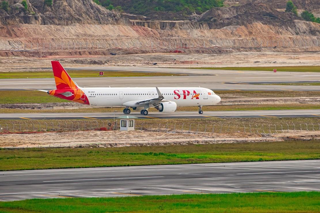 31-1793411743-duong-cat-ha-canh-so-2-phu-quoc-di-vao-khai-thac-toc-do-ky-luc-chuan-muc-quoc-te