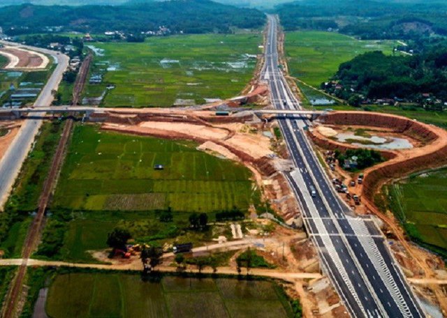 Không thể chỉ đứng ngoài cuộc là xong