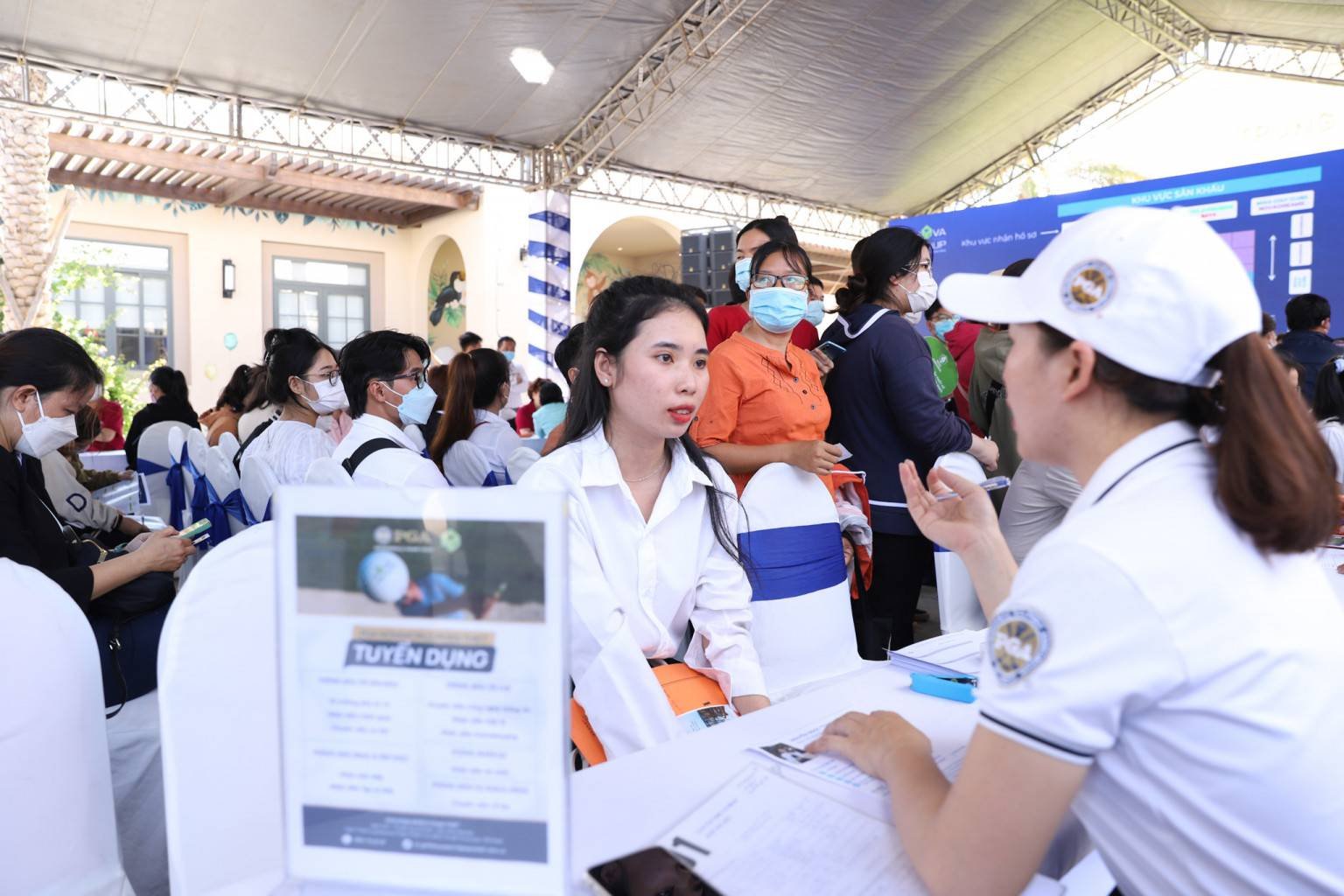 Các ứng viên có cơ hội tìm hiểu hệ sinh thái NovaGroup tại sự kiện